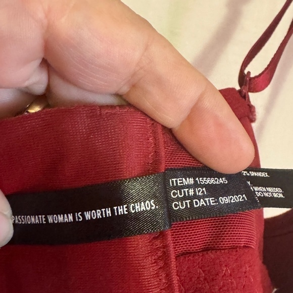 Torrid Curve Perfect T-Shirt Push-Up Bra Dark Red Lace Size 42C - Picture 3 of 6
